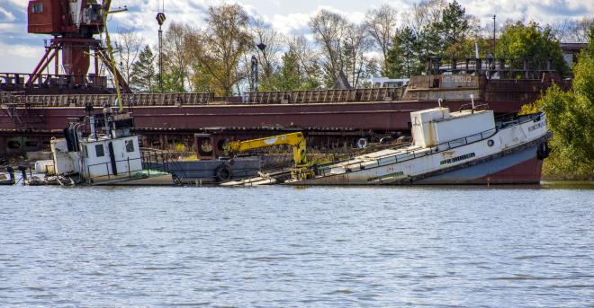 Распил директора загрязнил Волгу на 160 млн рублей