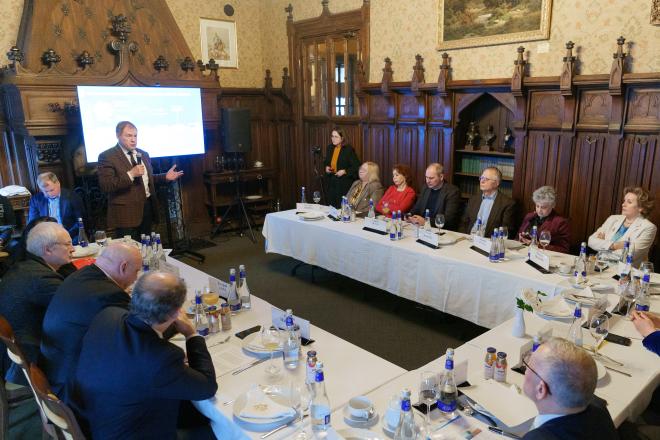 Эксперты начали обсуждать Стратегию экологической безопасности