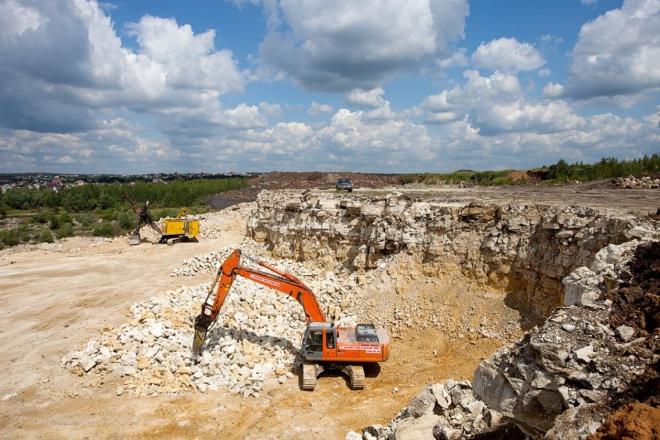 Садоводы и дачники из Приморья просят остановить разработку Кипарисовского карьера