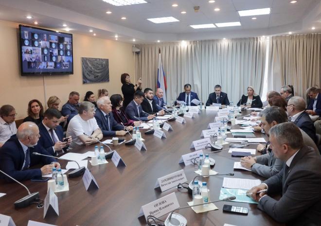 Минута от науки. Как обсуждали законопроект о Байкале в Госдуме