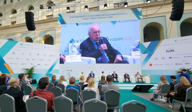 С резкой критикой бюрократии в подготовке водных проектов выступил российский ученый