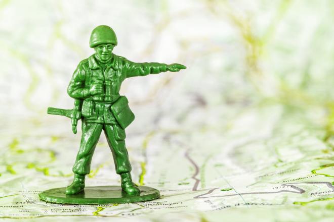 Оружие и ESG партнеры? Фонды ищут оправдание